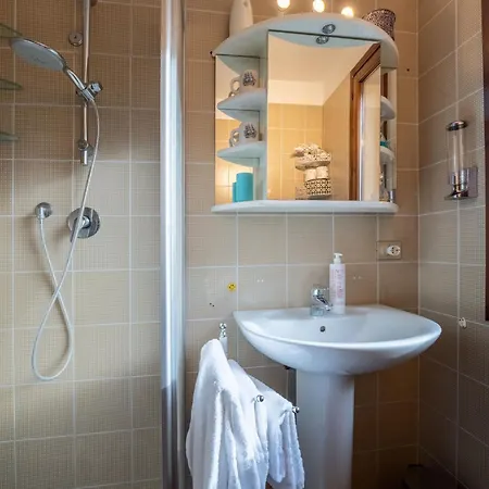 Apartment Limonta Family & Garden By Wonderful Italy